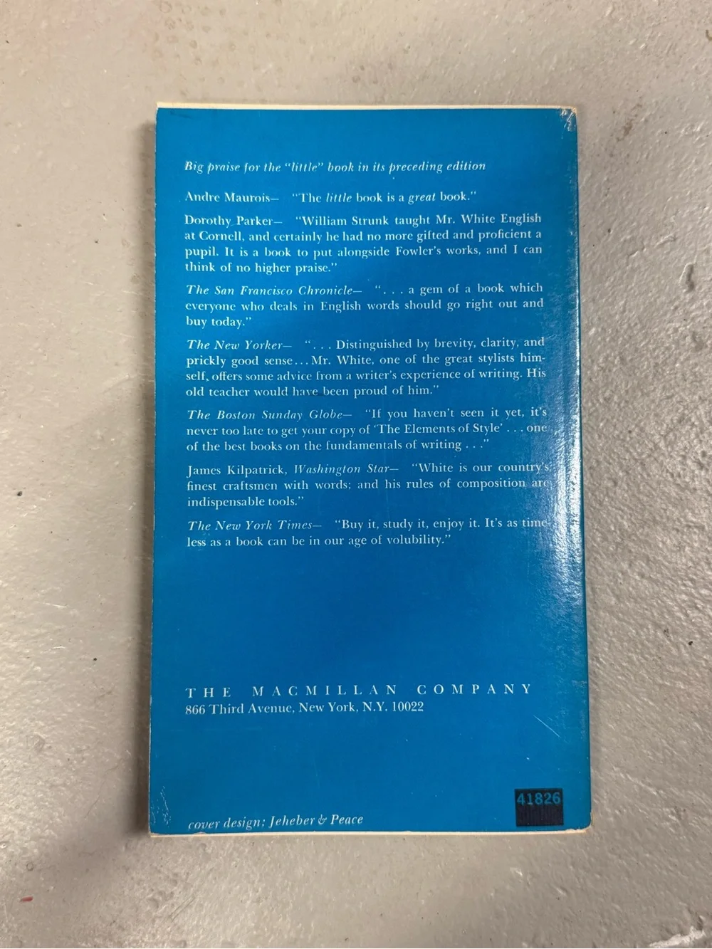 The Elements of Style 2nd Edition William Strunk Jr. E.B. White Paperback